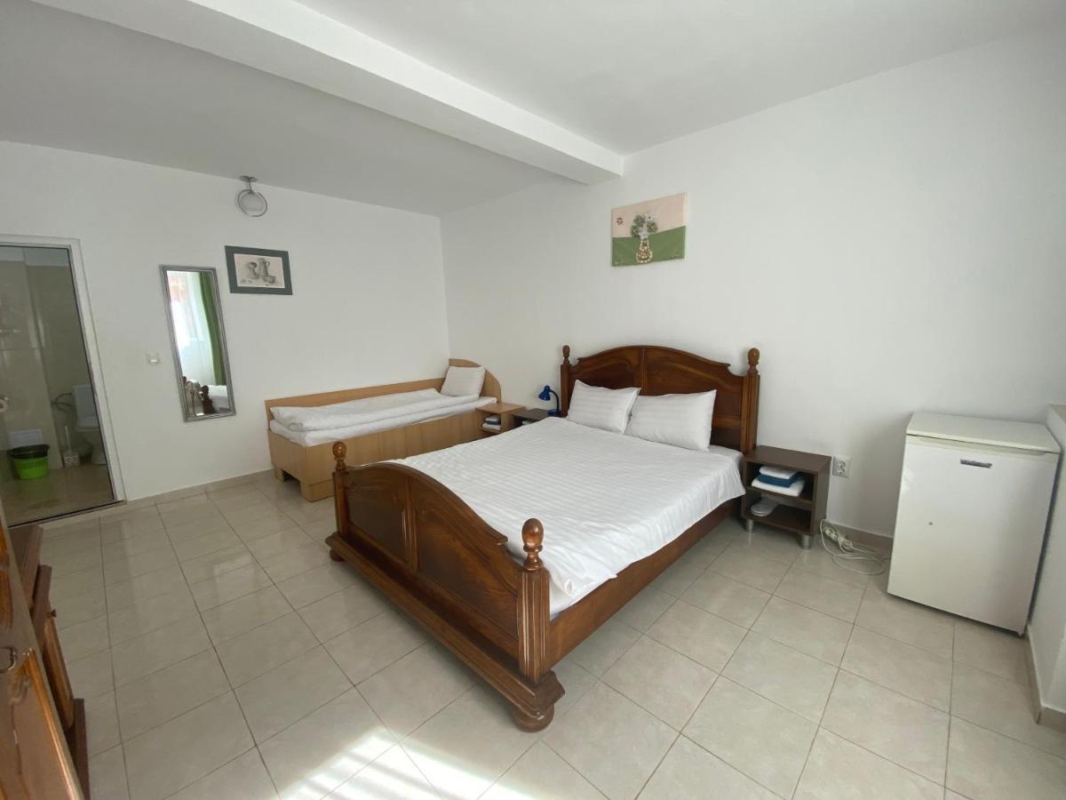 Hotel Casa Double M à Vama Veche Extérieur photo